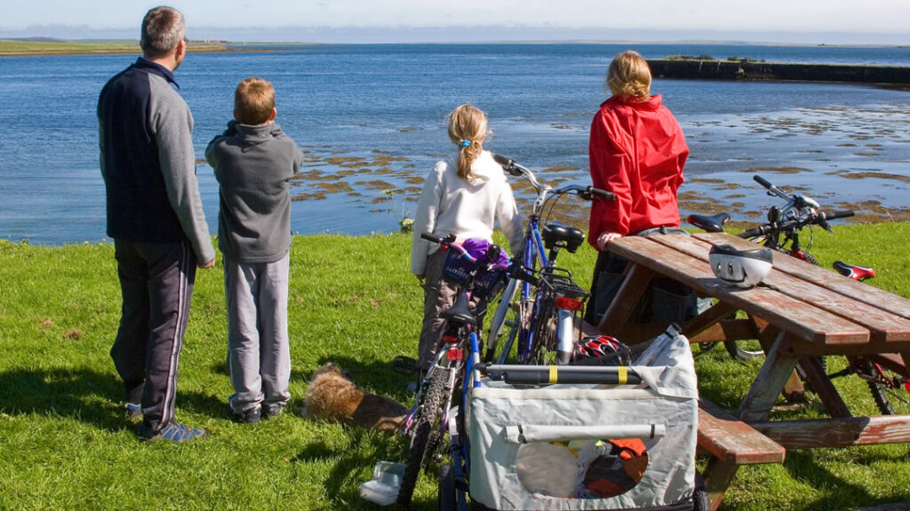 Finstown picnic area – an excellent place to stop when cycling in Orkney