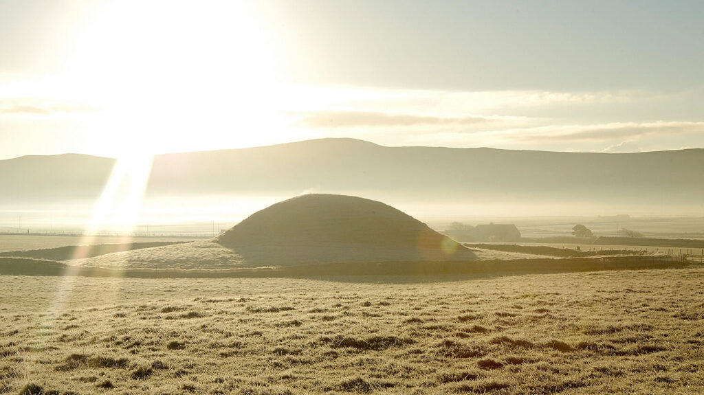 Maeshowe Chambered Cairn in winter