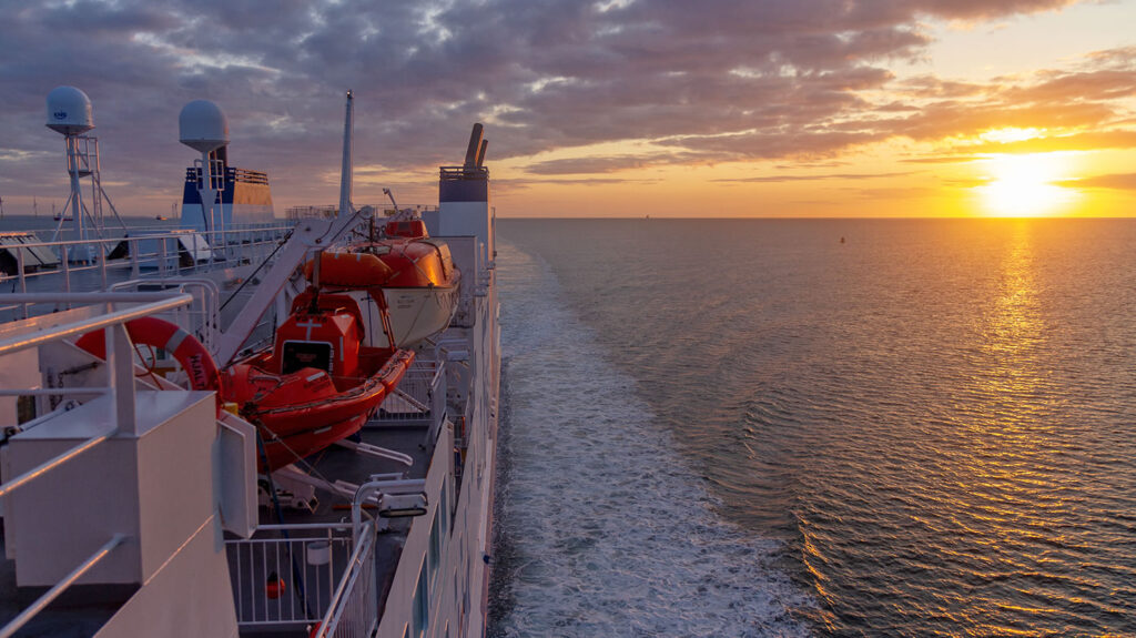 MV Hjaltland sailing from Aberdeen to Shetland