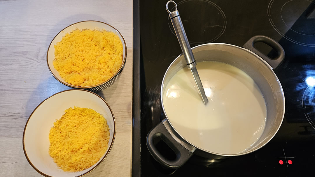 The white sauce, just before adding cheese!